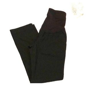 Maternity Black dress pants w/pockets- Like NEW!